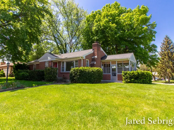 749 Covell Ave NW, Grand Rapids, MI 49504
