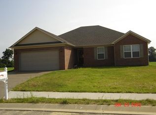 12421 Canyon Rock Dr, Evansville, IN 47725