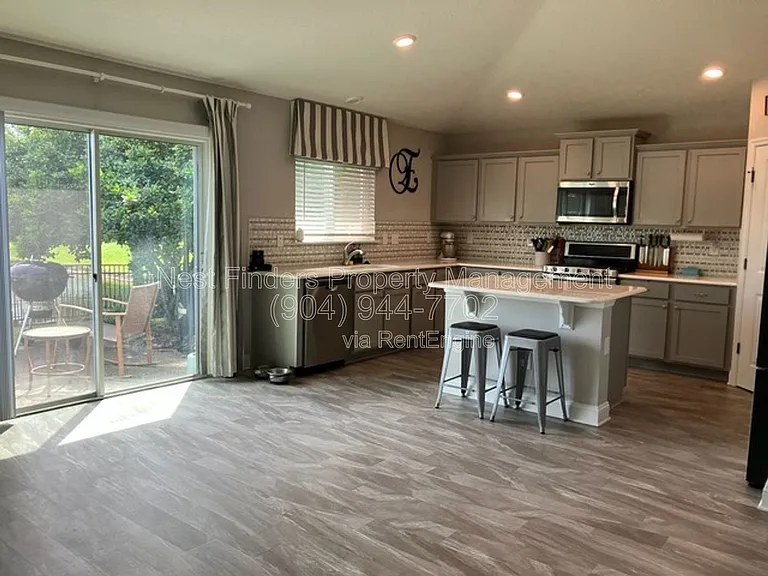 7842 Sunnydale Ln — Photo 20