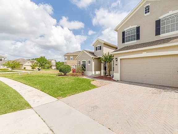 3rd image of 16357 Tudor Grove Dr