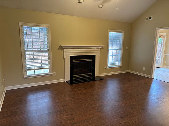 5th image of 2206 Water Oak Ln