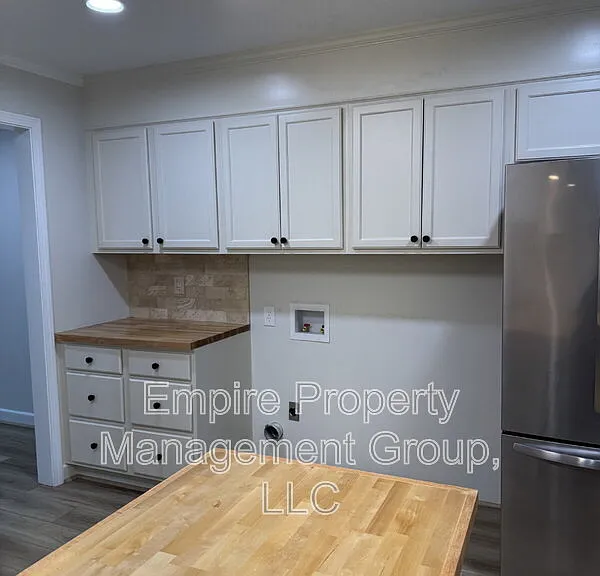 1700 Dalloz Rd #D — Photo 7