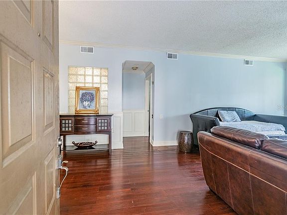 5th image of 1755 Lake Cypress Dr