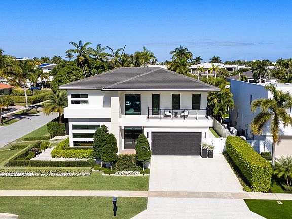 2nd image of 401 NE 2nd Street