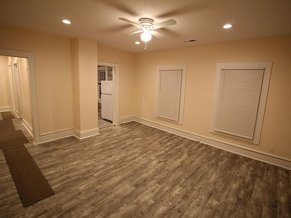 2nd image of 364 Main St #364