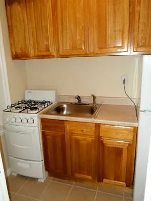 Sold by Manhattan Network Inc. | media 11