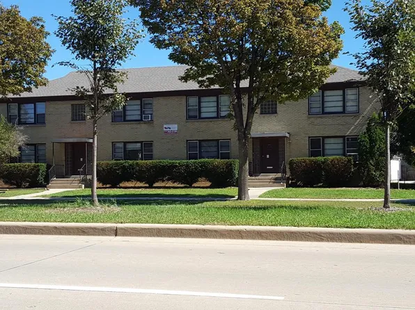 2866 N 76th St APT 4, Milwaukee, WI 53222