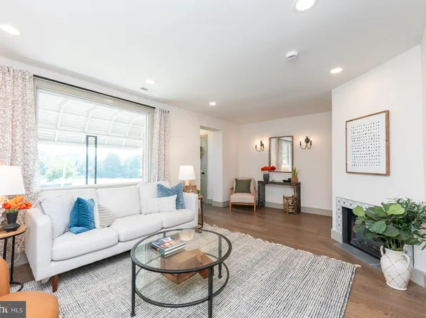 2720 N Longwood St, Baltimore, MD 21216