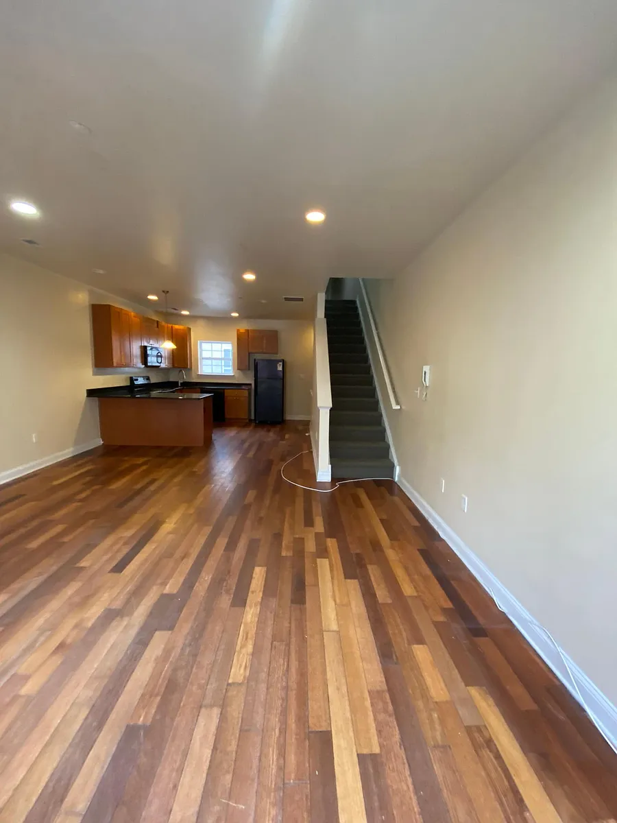 Building Photo - 1826 N 17th St #2