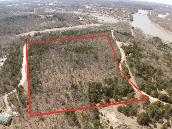 Daffodil Dr, Warsaw, MO 65355