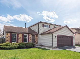 1161 Parker Ave, Downers Grove, IL 60516