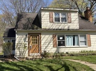 1108 Warren Pl, Kalamazoo, MI 49006