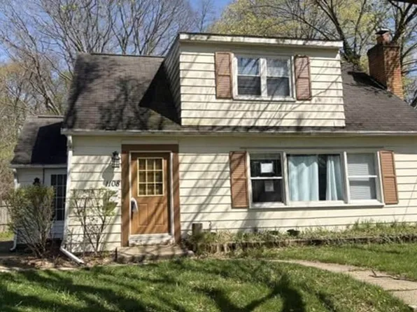 1108 Warren Pl, Kalamazoo, MI 49006