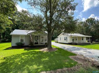 314/316/318 Lonesome Bend Rd, Gadsden, AL 35905