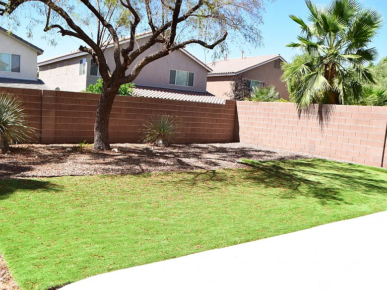 9493 Grove Ridge Ave — Photo 39