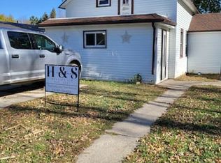 211 2nd Ave SE, Ashley, ND 58413