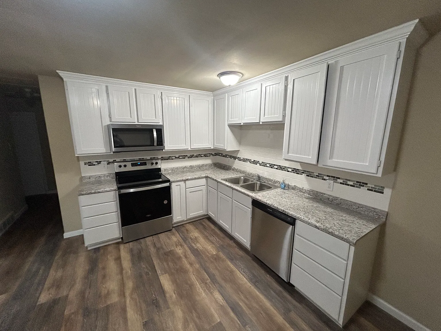 3 bed, 1260 sqft, $1,550 — Photo 3