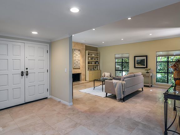 4th image of 282 Palmetto Dr