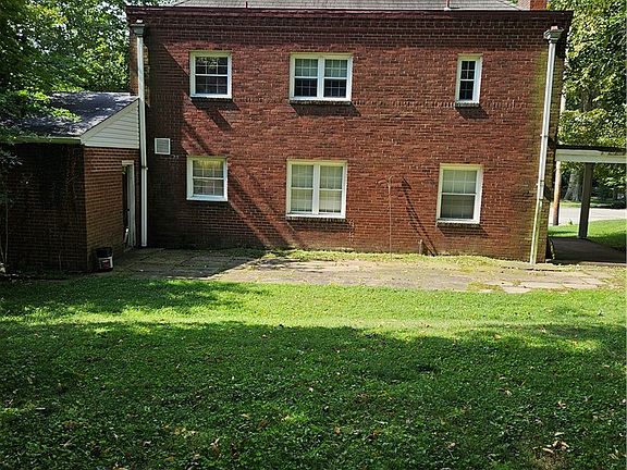 5th image of 2351 Collins Rd