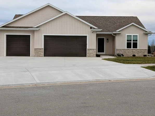 1759 Dallas Ln, De Pere, WI 54115