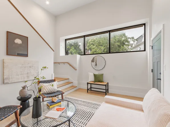 1246 Broadway St #2, Somerville, MA 02144