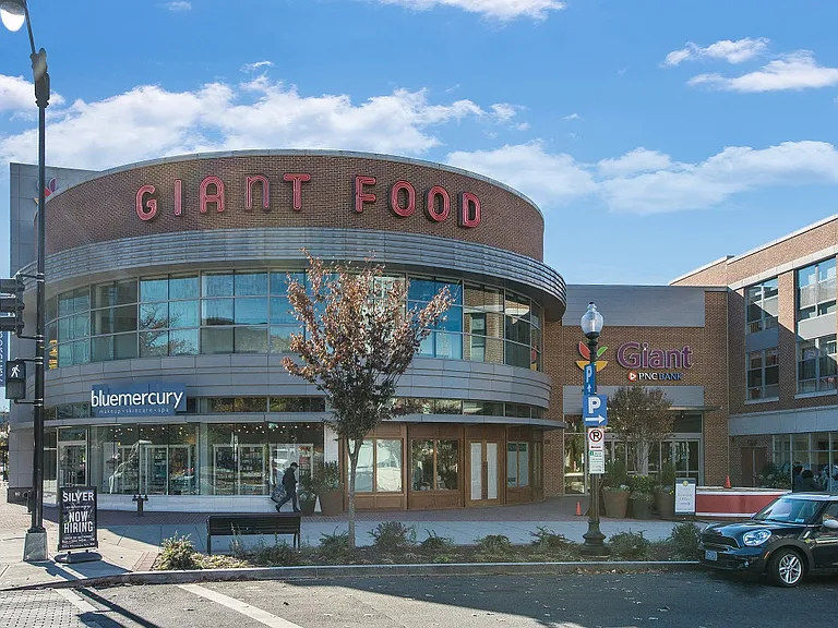 Shopping in Cathedral Heights