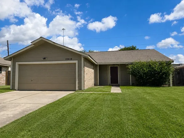 19618 Stillhouse Dr, Tomball, TX 77375