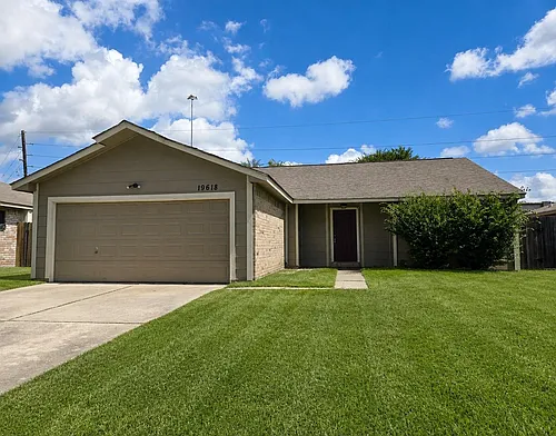 19618 Stillhouse Dr Photo 1