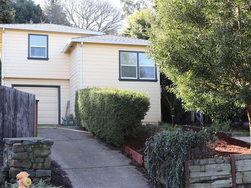 1st image of 643 Meadowsweet Dr