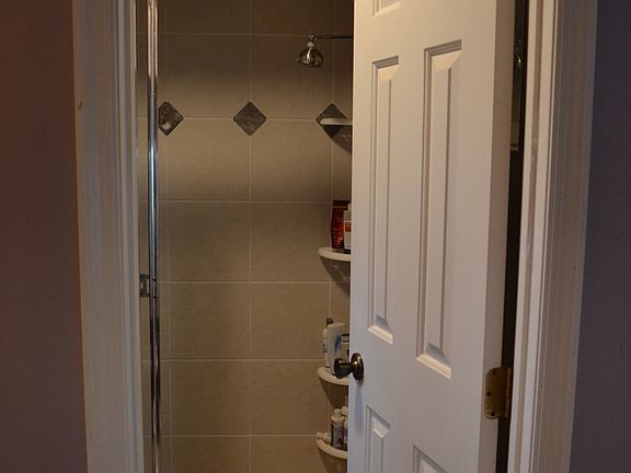 5th image of 1623 Sackett Cir