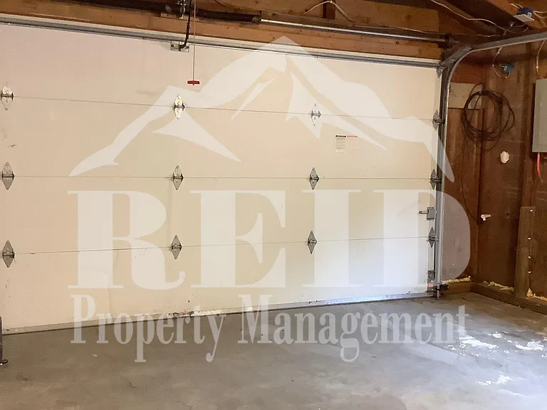 4813 Sandra Ln NE — Photo 27