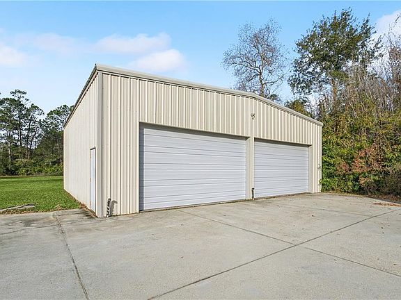 5th image of 61179 N Military Rd