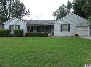 15 E 27th Ave, Hutchinson, KS 67502