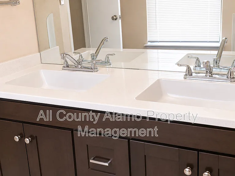 5914 Limestone Mill Dr — Photo 11