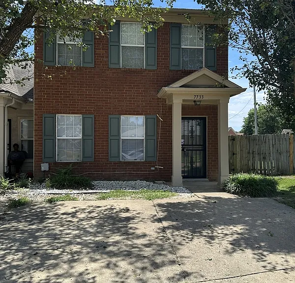 7733 Lipscomb Dr — Photo 1