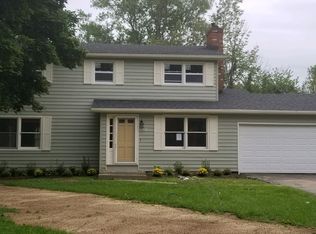 663 Regina Dr, Webster, NY 14580