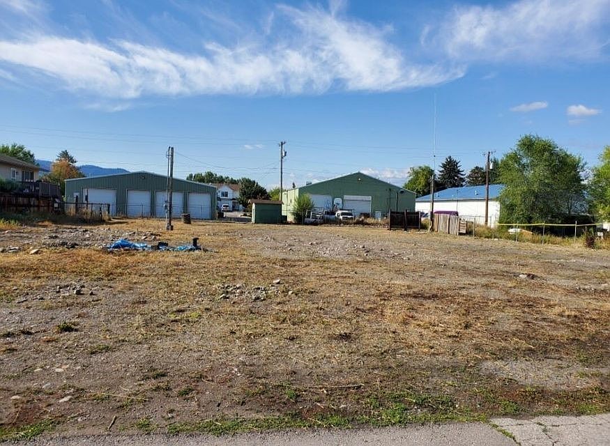 2nd image of 1945 Idaho St Lot 7
