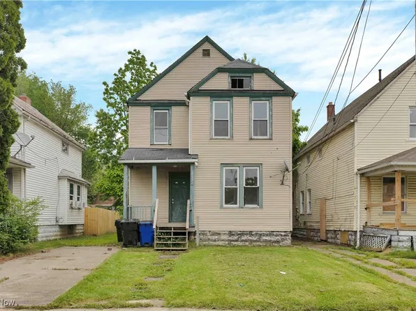 2113 W 104th St, Cleveland, OH 44102