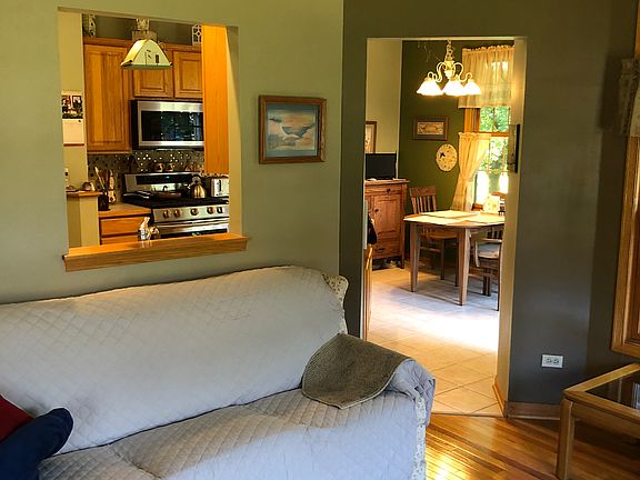 3rd image of 6177 Princeton Ln