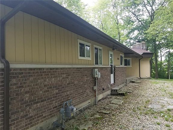 4th image of 500 E Front St