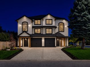 1948 143rd St #101, Surrey, BC V4A7Z2