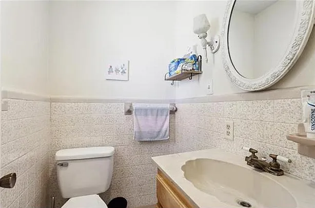 1422 Carrollton Ave — Photo 7
