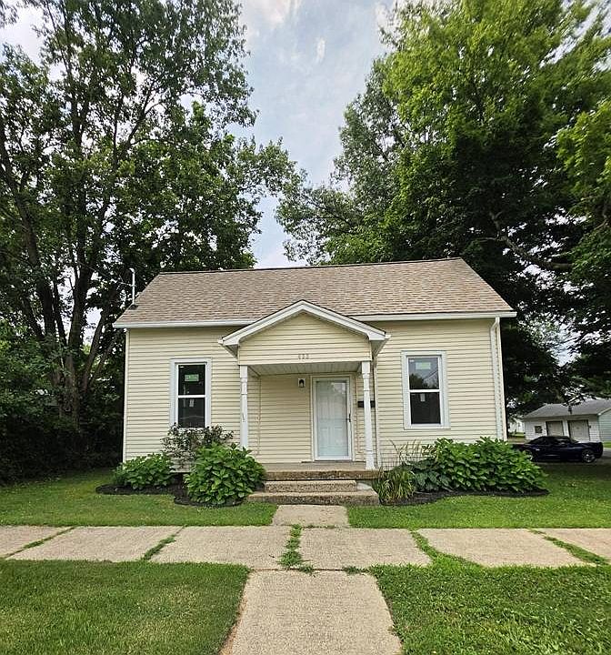 1st image of 433 W Elm St