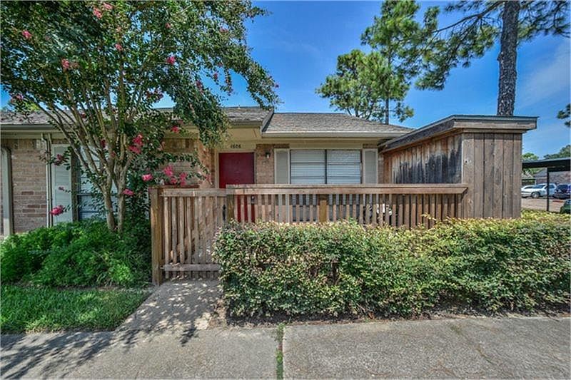 1st image of 8801 Hammerly Blvd APT 1606