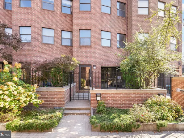903 Stubblefield Ln, Baltimore, MD 21202