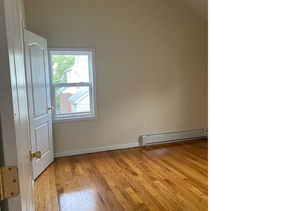 3rd image of 17931 142nd Ave #2