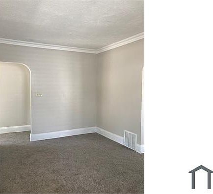 5th image of 11409 Parkview Ave #1