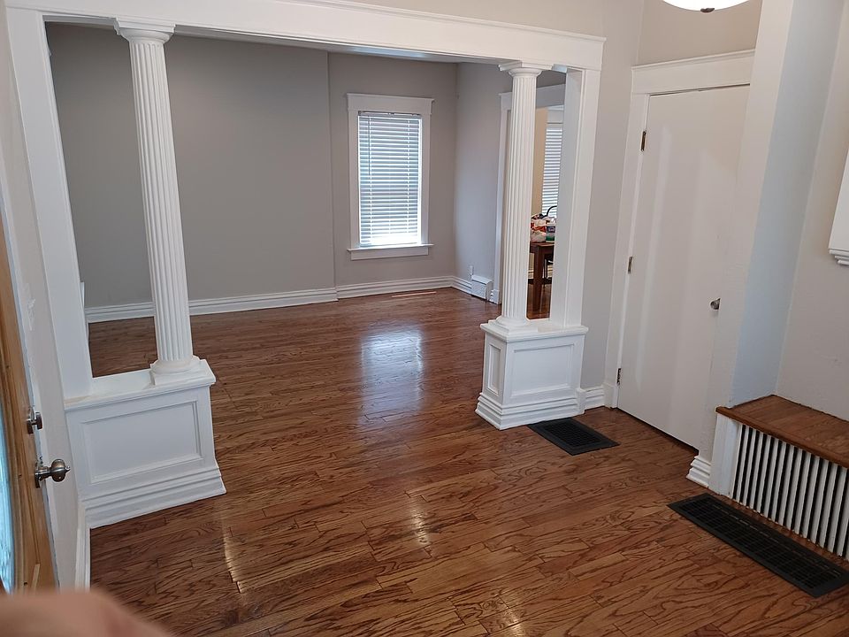 4342 Charlotte St, Kansas City, MO 64110 Zillow