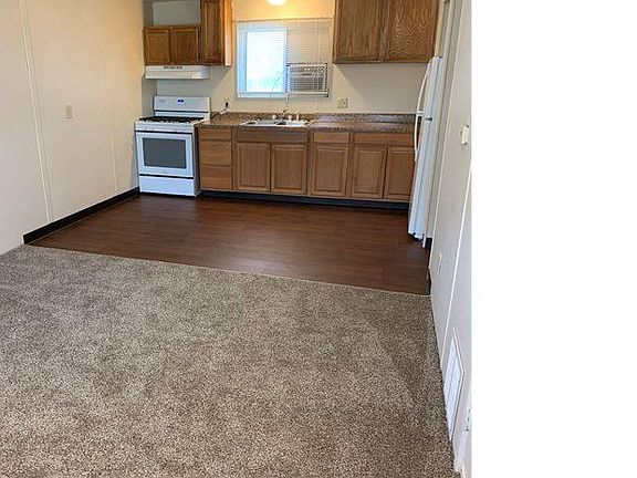 5th image of 1196 Ericsson Ave
