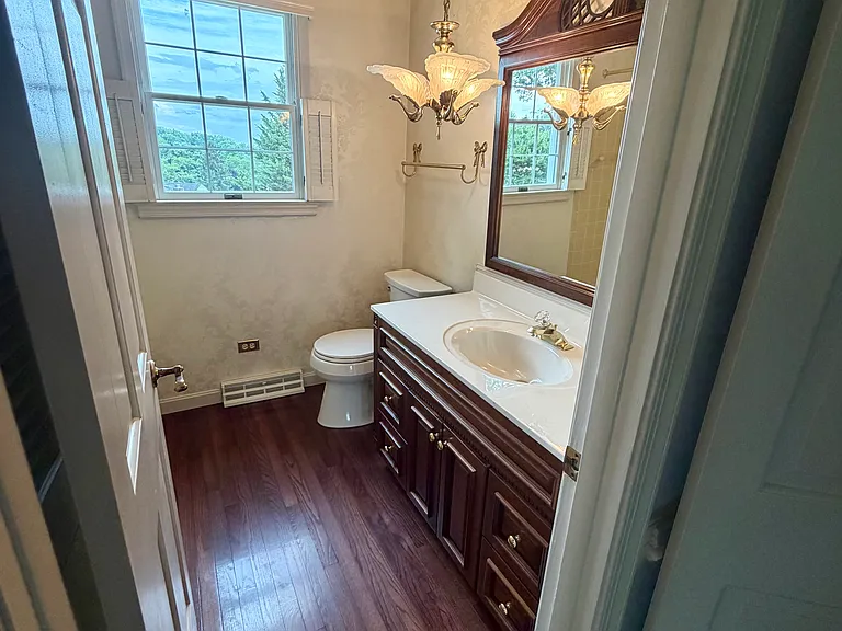 2511 Claret Dr — Photo 9